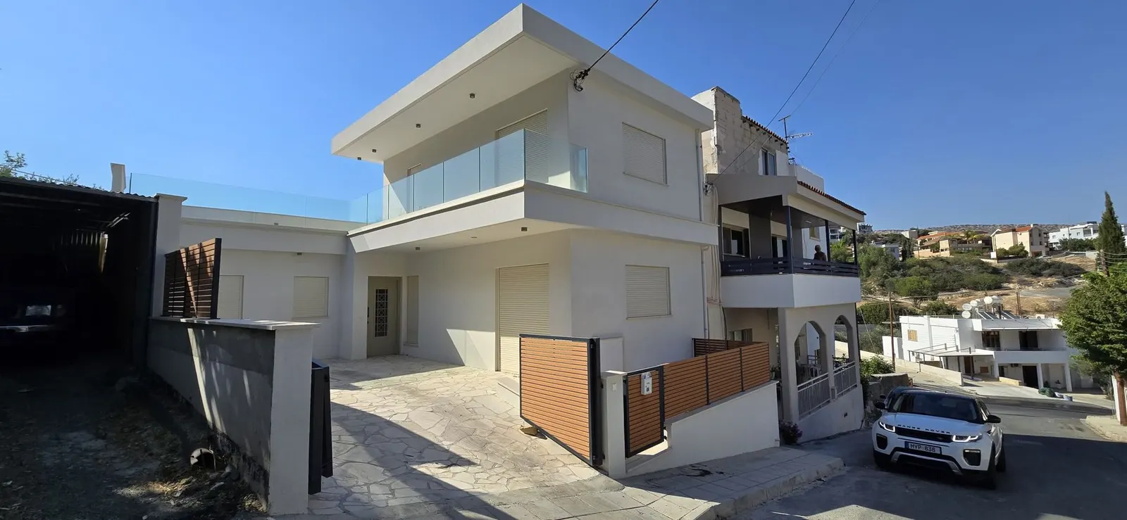 Beautiful 3-Bedroom House in Germasogeia – Exterior