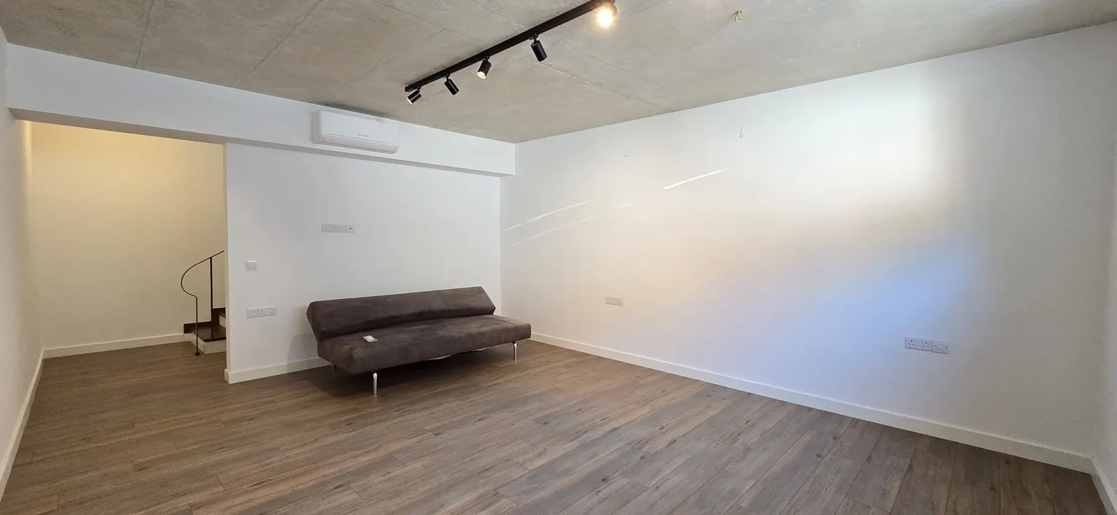Beautiful 3-Bedroom House in Germasogeia – Interior